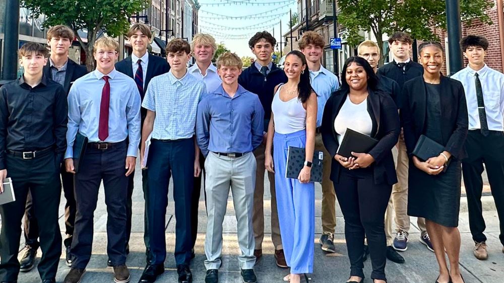 Mt Zion IL CEO Class of 2025 Students